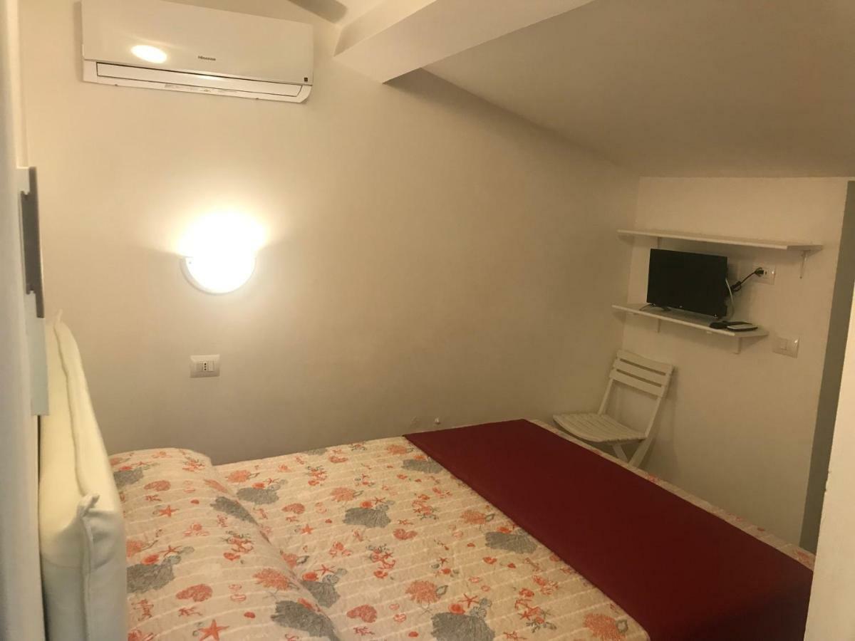 Guest House Montenegro لا سبيتسْيا المظهر الخارجي الصورة